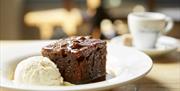 sticky toffee pudding